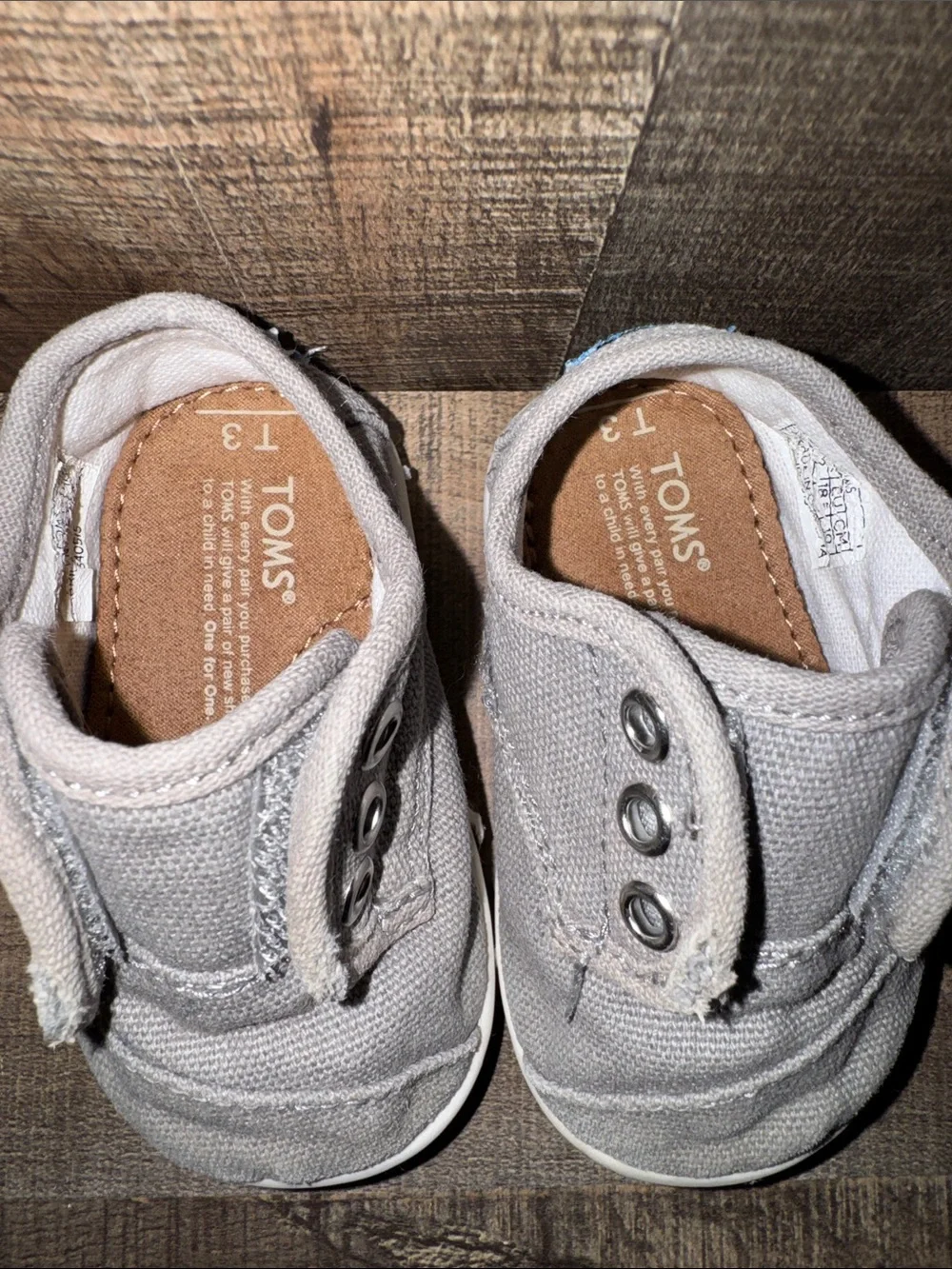 Toms Toddler Light Gray Canvas Slip-On Shoes-size 3